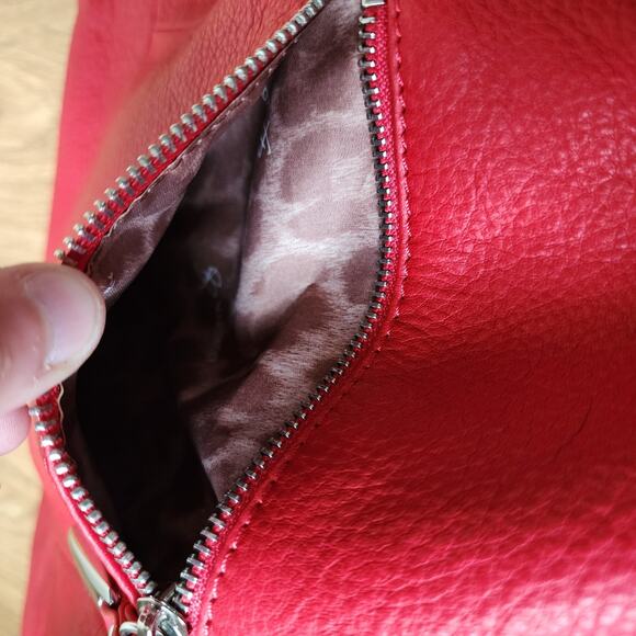 B. Makowsky Lipstick Red Textured Leather Shoulder Bag Adjustable Strap Purse - Picture 14 of 14